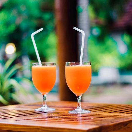 Star Light Cabanas & Restaurant Tangalle Exterior photo